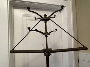 lot 257 image: Vintage Metal Fold Down Coat Rack