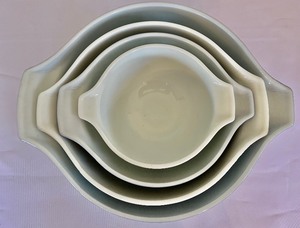 lot 39 image: Colonial Mist Blue and White Cinderella Pyrex Set