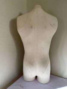 lot 296 image: Tailor Bust