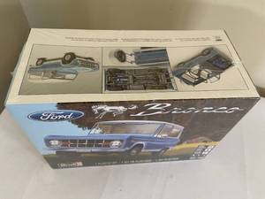 lot 57 image: Revelle Ford Bronco Model Kit (NEW)