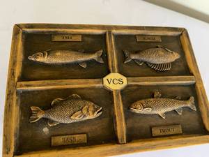 lot 93 image: Fish Themed Storage Box