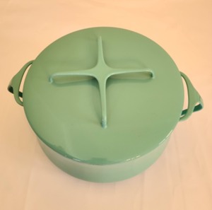 lot 318 image: Teal Dansk Enamel Pot