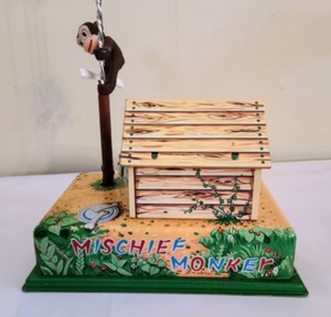 lot 149 image: Vintage Mischievous Monkey Toy in Original Box