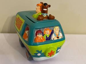 lot 365 image: Fun Scooby-Doo Mystery Machine Cookie Jar