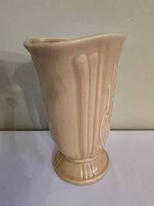 lot 381 image: Large Vintage Floral Vase
