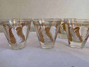 lot 391 image: 8 Mid Century Lex Kuznak Vintage Cocktail - Cordial Glasses