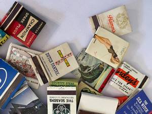 lot 395 image: Large Lot of Vintage Matchbooks
