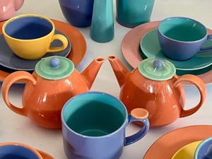 lot 268 image: Lindt Styeist Assorted Dinnerware
