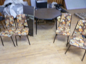 Kitchen Table and 4 Chairs