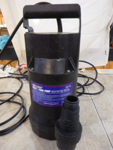 Thermoplastic Submersible UtilityPond Pump