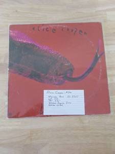 lot 30 image: ALICE COOPER - KILLER - 1971 - VINYL LP
