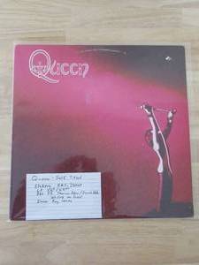 lot 35 image: QUEEN - QUEEN (self titled) - 1973 - VINYL LP