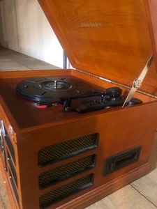lot 63 image: Crosley multi function stereo