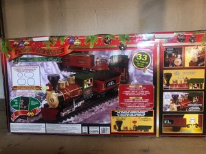 lot 89 image: North Pole Express Noel Christmas train set