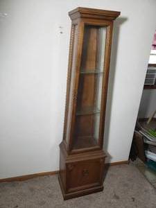 Tidy Oak Curio Cabinet