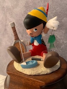 lot 19 image: 1985 Limited Edition  Pinocchio Figurine