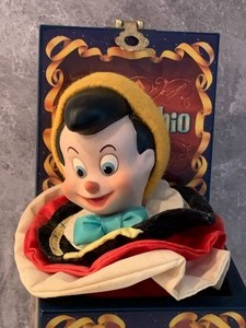 lot 42 image: Enesco Presents Walt Disneys Pinocchio 50th Anniversary Limited Edition Musical Jack in the Box