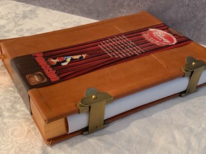 lot 40 image: Disney Store Exclusive Pinocchio 320 Page Journal
