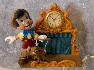lot 93 image: Pinocchio Collectibles