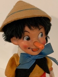 lot 131 image: Vintage Wind Up Pinocchio Figurine