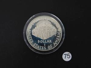 lot 75 image: 1987-S Proof We the People Silver Comm. Dollar Price Guide $41.00
