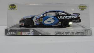 lot 27 image: Mark Martin Chase for the cup Diecast Car