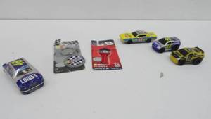 lot 62 image: NASCAR Misc Items Cars, Keychain