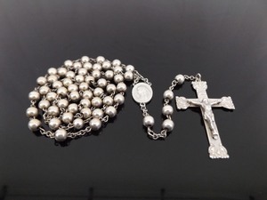 lot 31 image: .925 Sterling Silver Bead Catholic Rosary