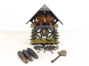 lot 55 image: Vintage Germany Black Forest Cuckoo Clock