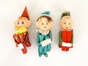 lot 67 image: Lot of 3 Larger Vintage 6 Knee Hugger (Original Elf on the Shelf) Ornaments 
