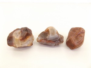 lot 84 image: 1.42 Oz, 1.38 Oz, and 1.36 Oz Lake Superior Agates