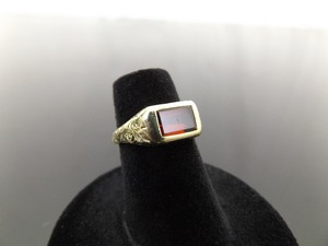 lot 92 image: 14k Yellow Gold Antique Ruby Ring Size 4.5