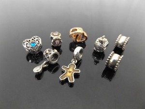 lot 97 image: Lot of 8 ALE PANDORA Charms