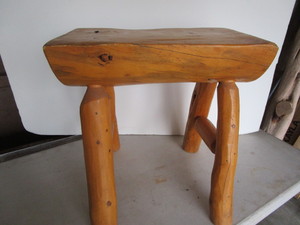 Wooden stool, 17.25x11.25x17.75H...