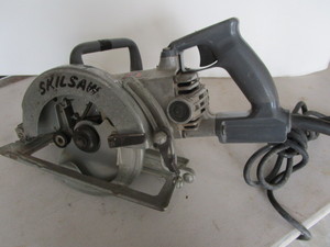 Skil circular saw - worm  drive 7-1...