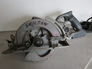 Skil circular saw - worm  drive 7-1...