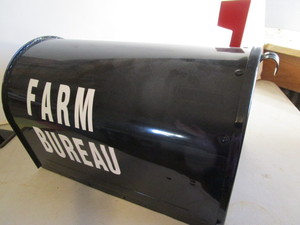 New mailbox with locking compartmen...