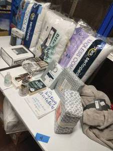 lot 3 image: LOT OF HOUSEHOLD ITEMS