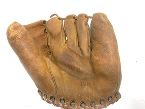 lot 77 image: Vintage JC Higgins BOB LEMON Baseball Glove