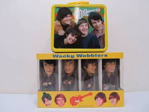lot 66 image: The MONKEES Wacky Wobblers Bobbleheads Set & Lunchbox wCollectibles