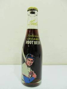 lot 118 image: Orig Vintage TED WILLIAMS Full Root Beer Bottle