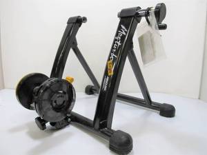 lot 126 image: Magturbo ERGO Minoura Bike Trainer