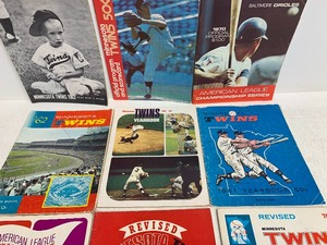 lot 189 image: Group of Vintage MN TWINS 1960s Yearbooks & Programs