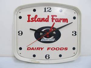 lot 210 image: Vintage Island Farms Dairy Foods Advertising Clock