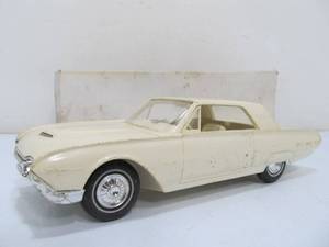 lot 221 image: Vintage 1960s-70s Ford THUNDERBIRD Promo Car
