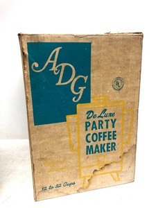 lot 265 image: Mid Century Avocado Green ADG Deluxe Party Coffee Maker wBox