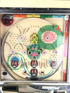 lot 4 image: Nice Vintage Japanese Nishijin Spohia Pachinko Machine