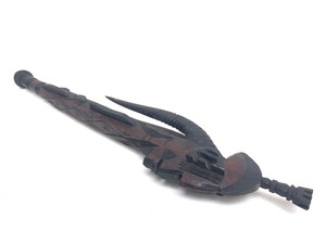 lot 304 image: Vintage Hand Carved Wooden Club wFace