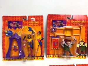 lot 322 image: Lot of Disneys Hunchback of Notre Dame Action Figures