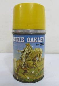 lot 240 image: Vintage Metal Aladdin ANNIE OAKLEY Thermos